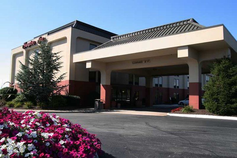 Hampton Inn Hazleton Exterior photo